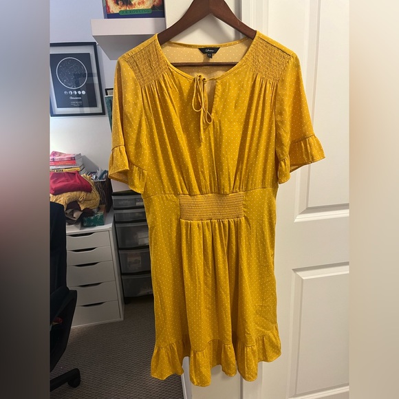 NWOT. Yellow, with white polka dot design summer dress. - Picture 1 of 1